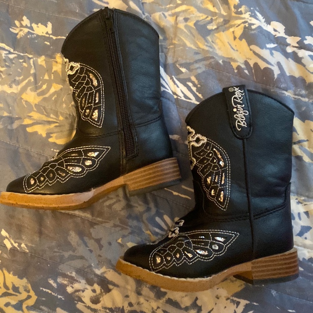 Blazing roxx toddler boots size 6